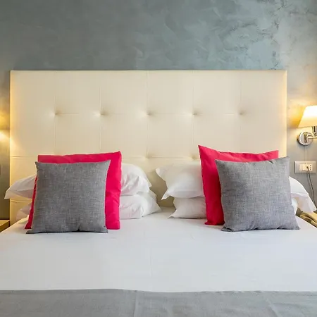 Gabriella Hotel 3*