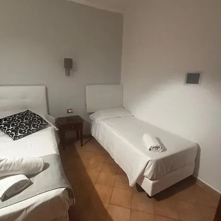 Gabriella מלון 3*