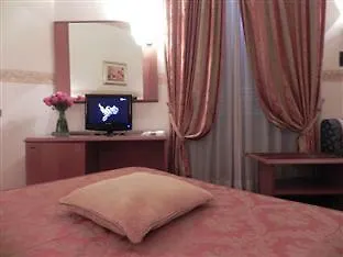 Hotel Gabriella 3*