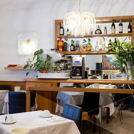 가브리엘라 호텔 3*